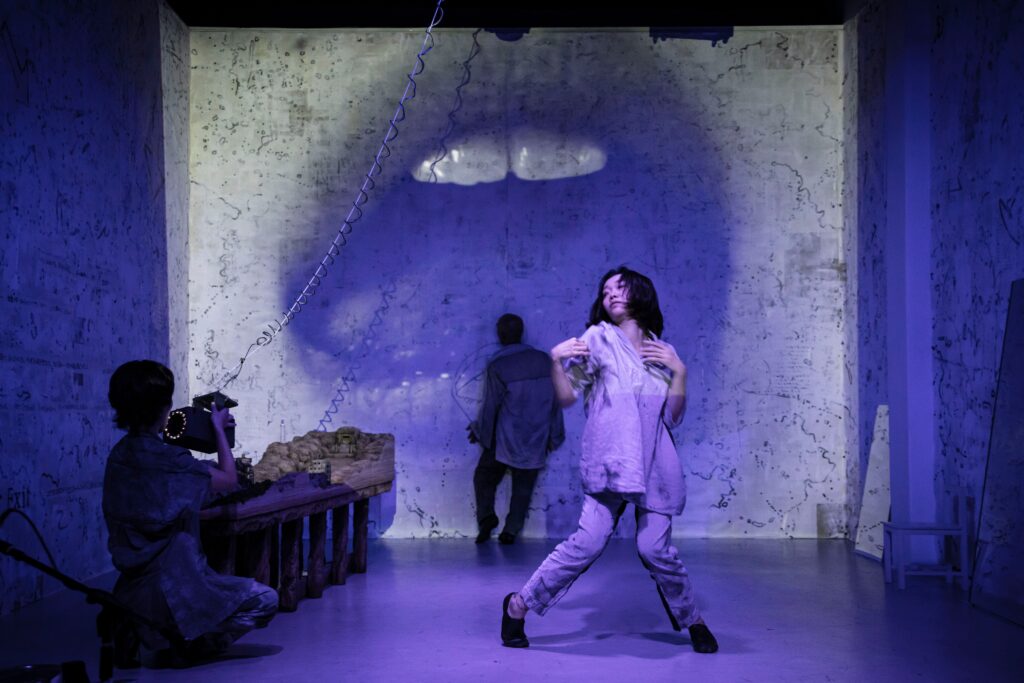 「WE-入口と世界の出口」