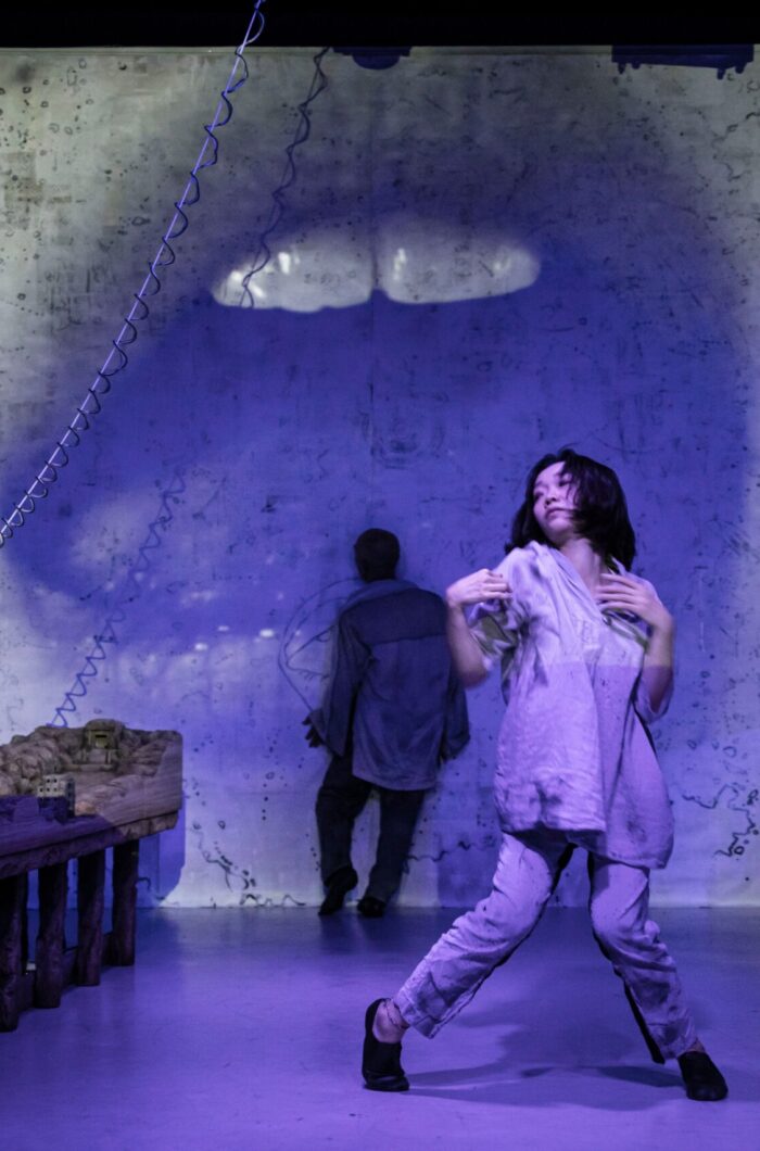 2304 WE 写真2 公演 by 許方于